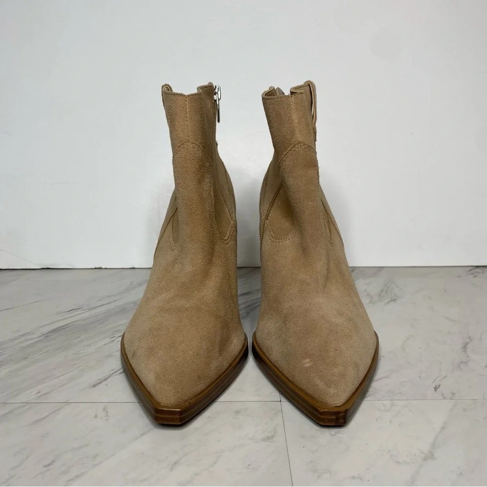 New! Vince Camuto Gredile Tan Suede Pointy Toe Bootie 12M